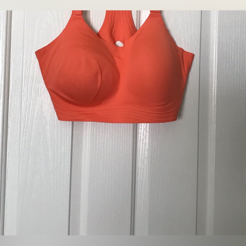 Sports bra. Full support,